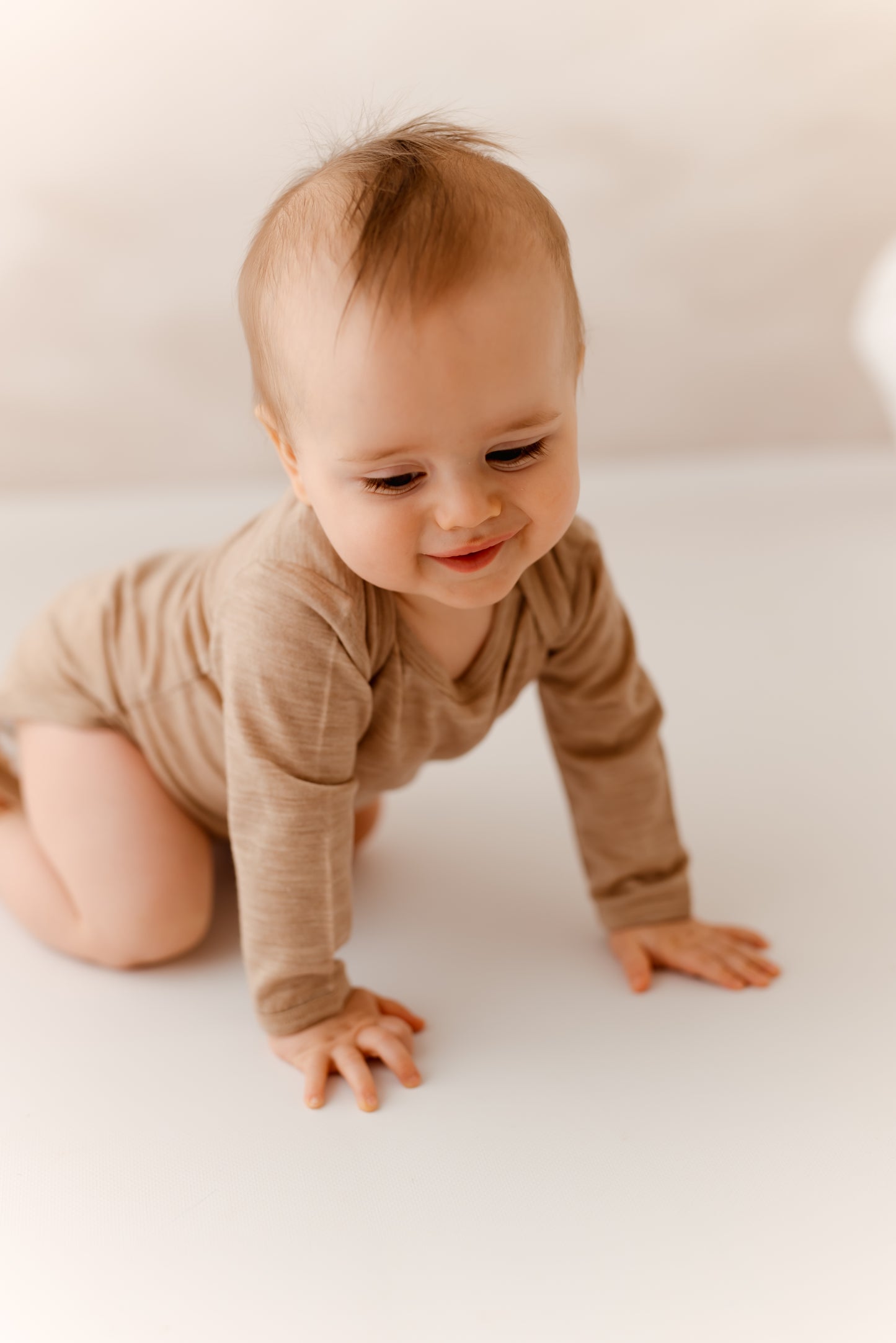 Langarmbody sand, 100% Merinowolle (bio/GOTS)