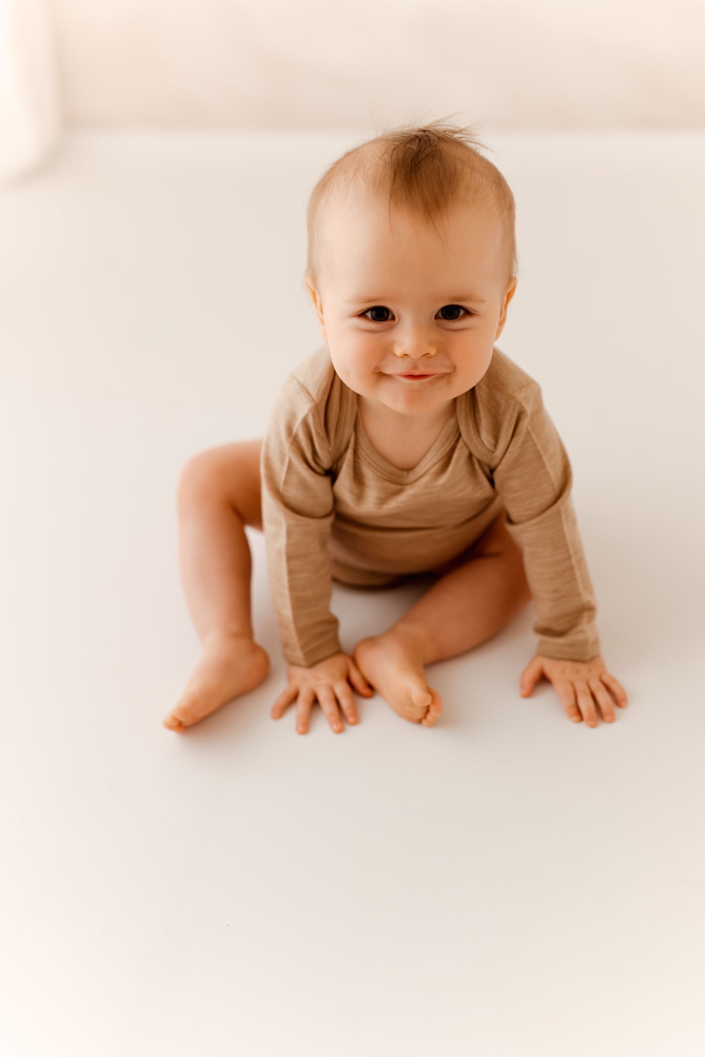 Langarmbody sand, 100% Merinowolle (bio/GOTS)