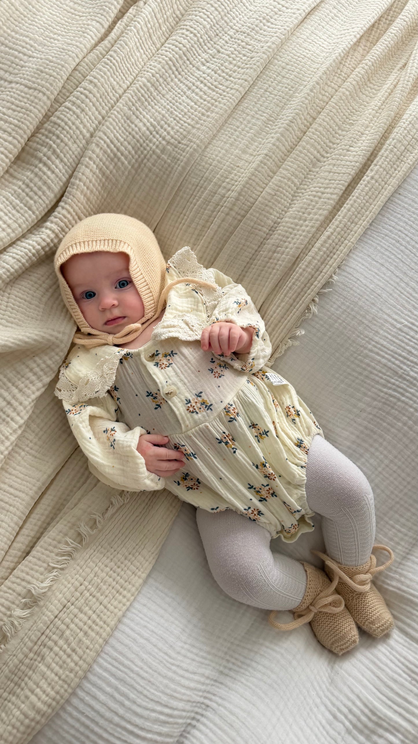 Babymütze in oat aus 100% Merinowolle